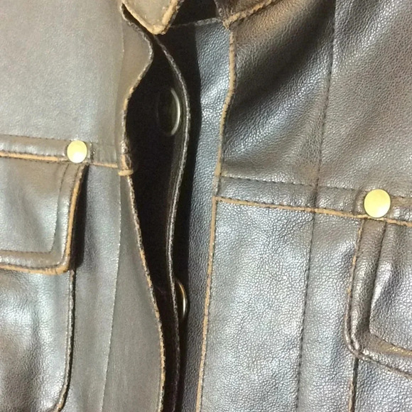 What’s Hot Brown Pleather Short Jacket Size XL - Picture 8 of 13
